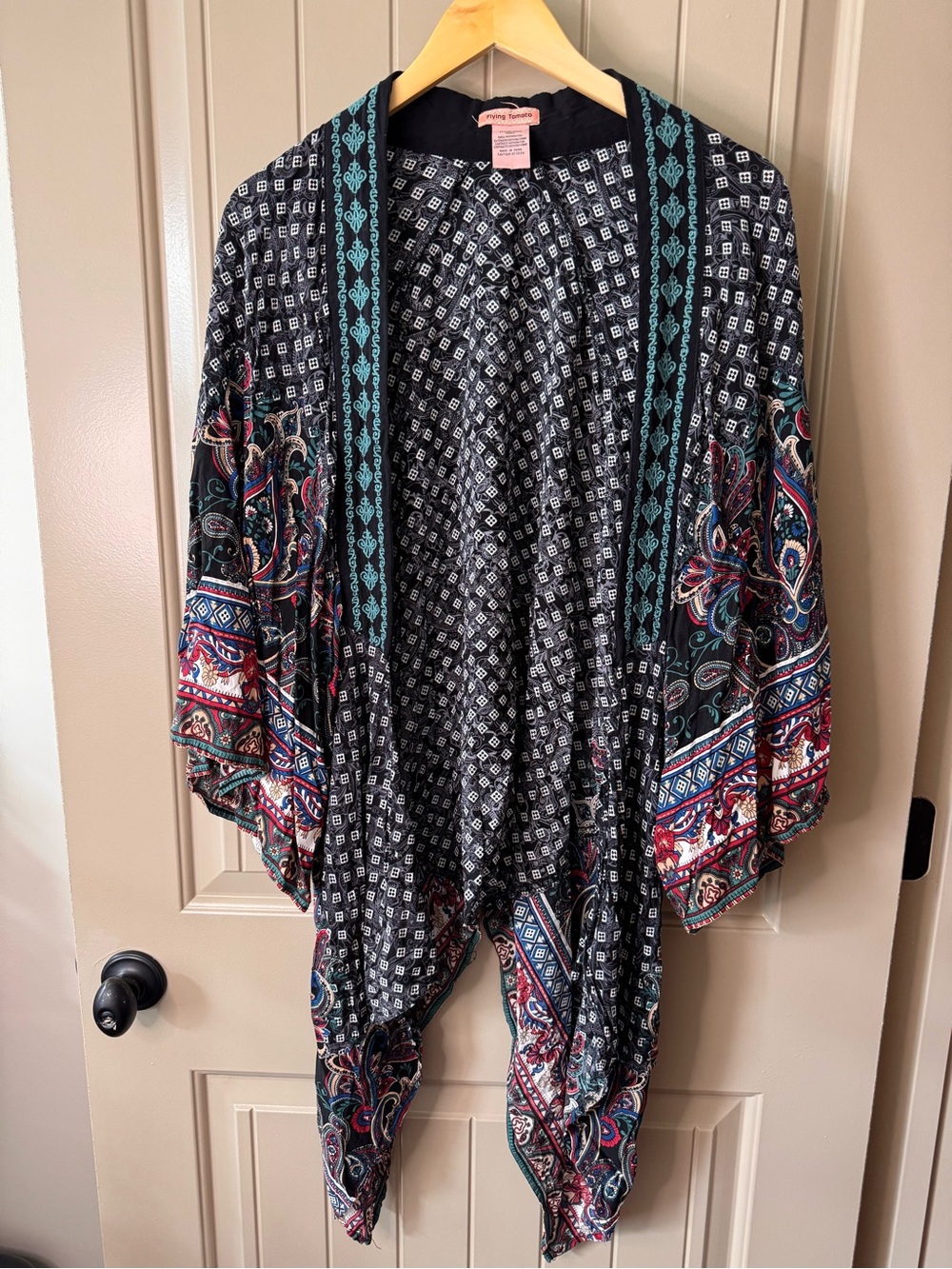 Flying Tomato Embroidered Kimono